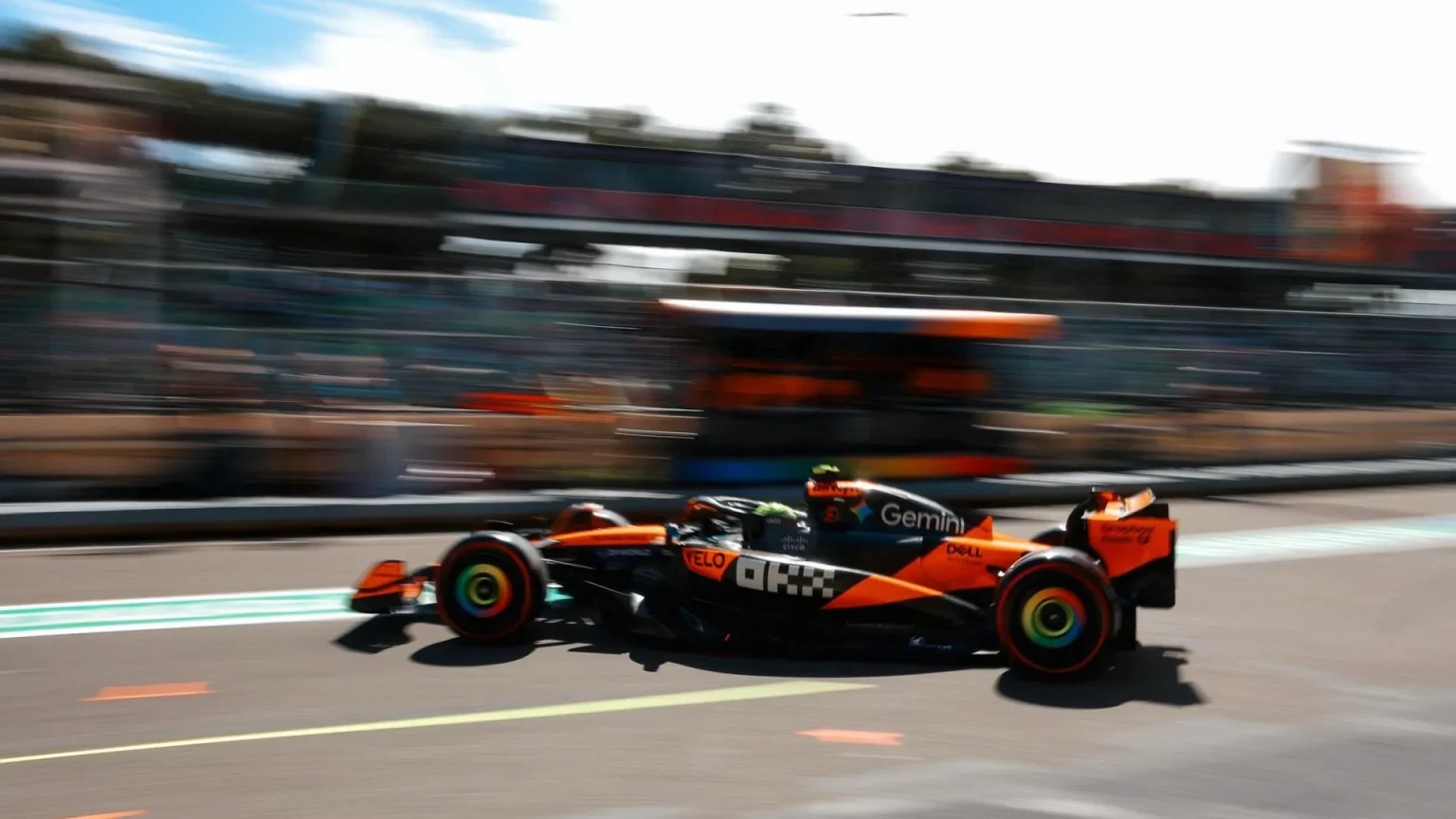 F1 отменяет этапы в Бахрейне и Саудовской Аравии