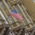 Госдеп США приказал всем посольствам проверить безопасность из-за Ирана
