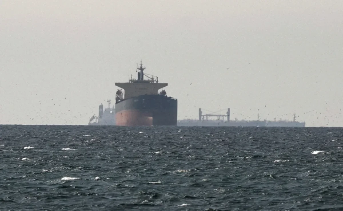 Hörmüz boğazını keçən sirli gəmi: Ötən il Hindistan sahillərində saya oturmuşdu, martda Fars körfəzində peyda oldu