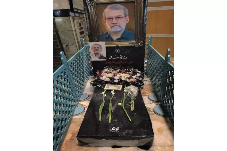 Əli Laricanin məzarının şəkli yayıldı