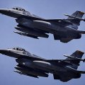 США перебросили на Ближний Восток еще 12 истребителей F-16