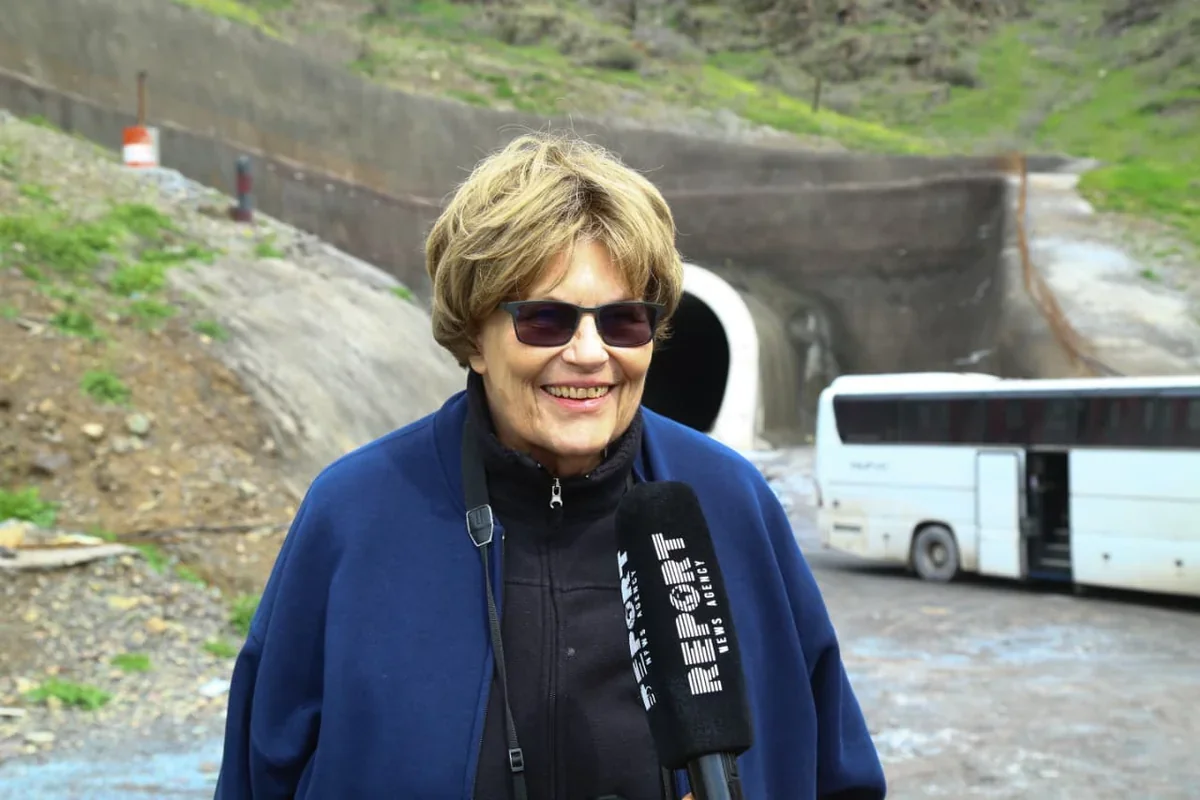 Путешественница из Германии: Карабах впечатляет темпами строительства и сохранением традиций