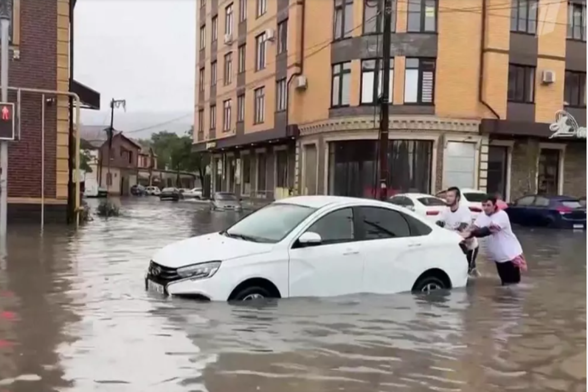 Dağıstanda daşqınlarda 60 min insan işıqsız qalıb