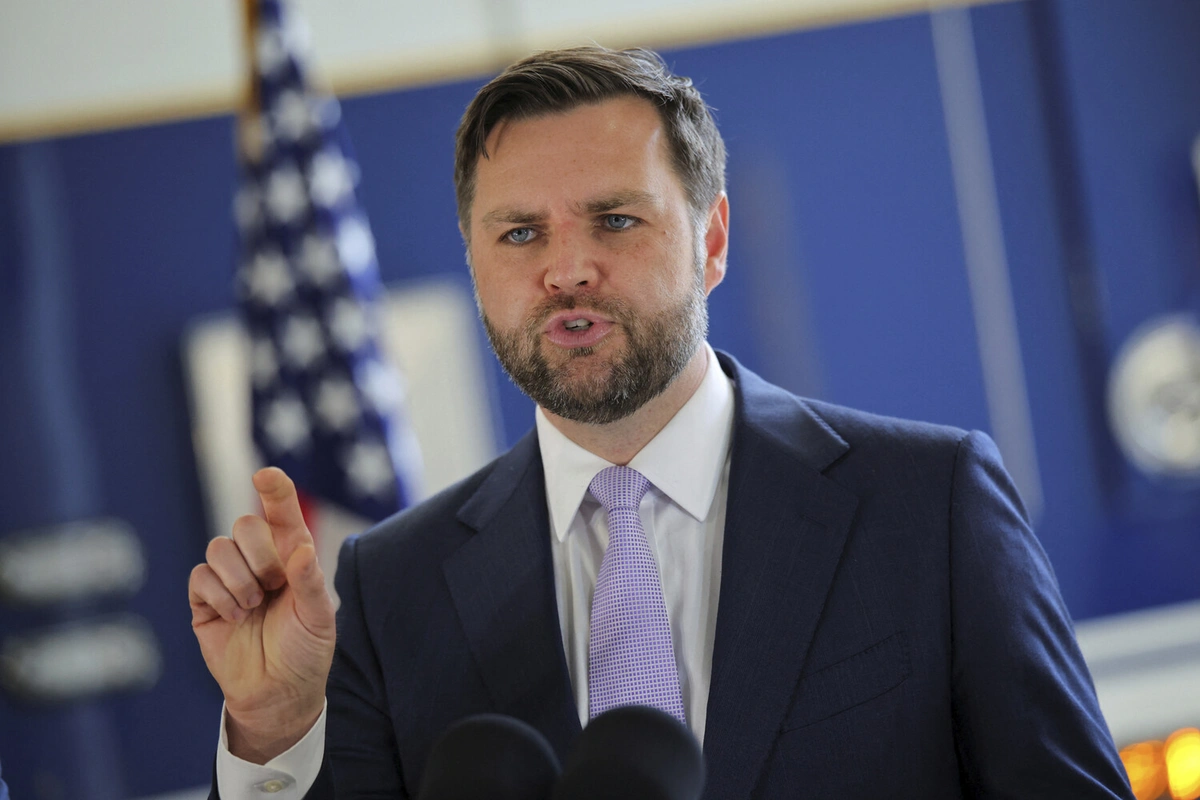 Консерваторы выступили за выдвижение Вэнса кандидатом в президенты США