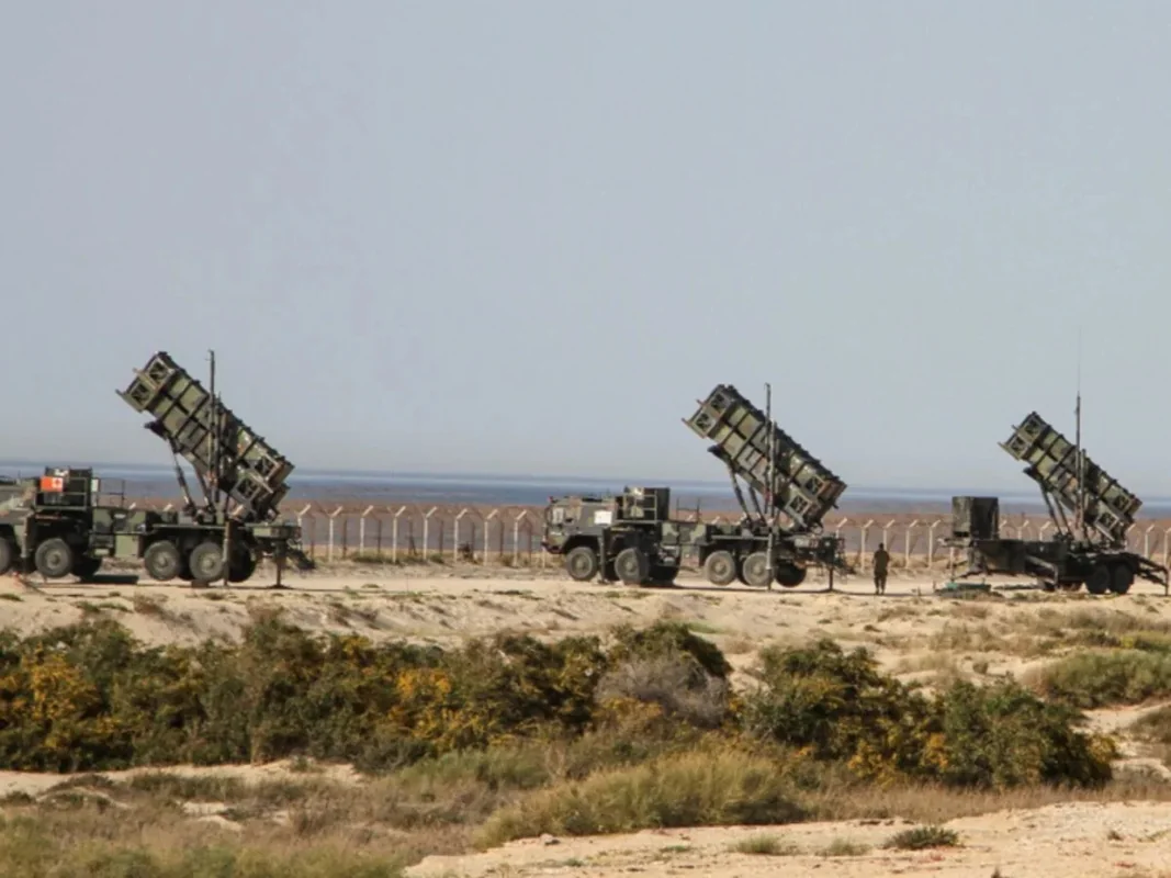 ВС Бахрейна перехватили шесть иранских беспилотников