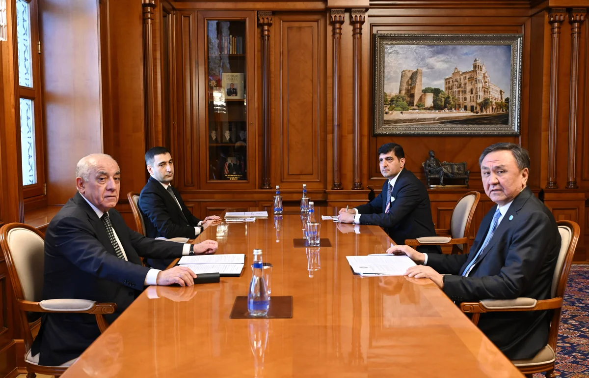 Премьер-министр Азербайджана встретился с генсеком Организации тюркских государств