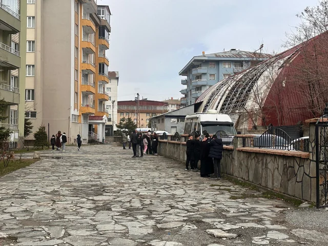Türkiyənin Van bölgəsində daha bir ZƏLZƏLƏ oldu