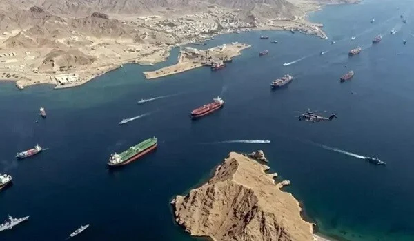 40 стран объединяются против хаоса в Ормузе