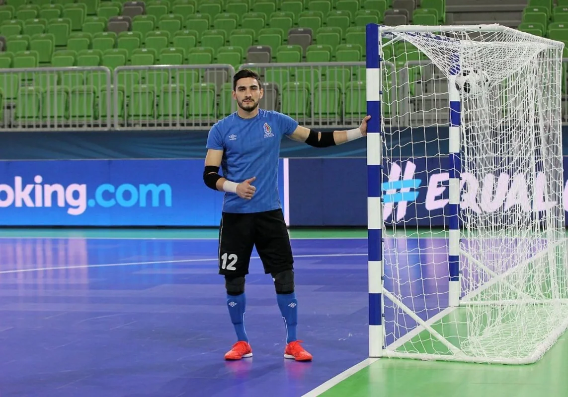 Millimizin qapıçısı ailə məsələsinə görə Qazaxıstana yollanmadı