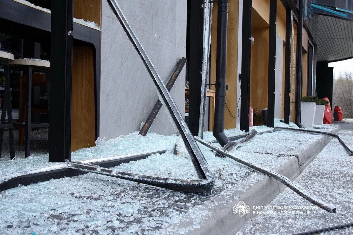 Rusiya Dnepr şəhərinə raket zərbəsi endirib: 5 nəfər ölüb, 25 yaralı var