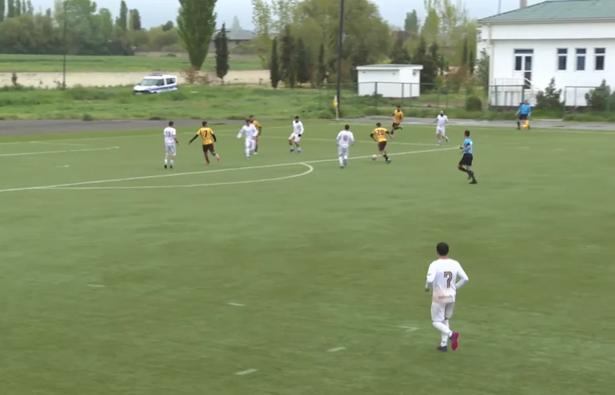 Azərbaycan çempionatında hakimləri təhdid edən menecer ağır cəza aldı