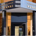 Mərkəzi Bank üç şirkəti cərimələdi