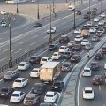 На ряде дорог Баку затруднено движение транспорта