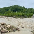İsmayıllıda sel suları yolu dağıtdı