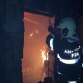 Bakı-Sumqayıt yolunda bitişik obyektlərdə yanğın olub - VİDEO