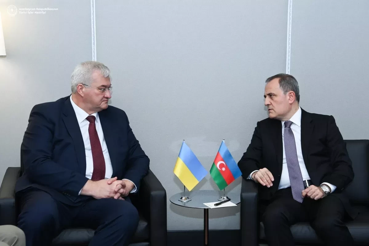Andriy Sibiha və Ceyhun Bayramov arasında telefon danışığı baş tutub