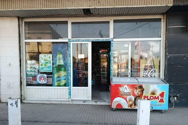 Lənkəranda ərzaq mağazasında yararsız məhsullar aşkarlanıb - FOTO