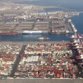 Tasnim: В иранском порту Бендер-Аббас и на острове Кешм произошли взрывы