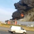 В Баку на складе вспыхнул сильный пожар-(ФОТО/ВИДЕО)