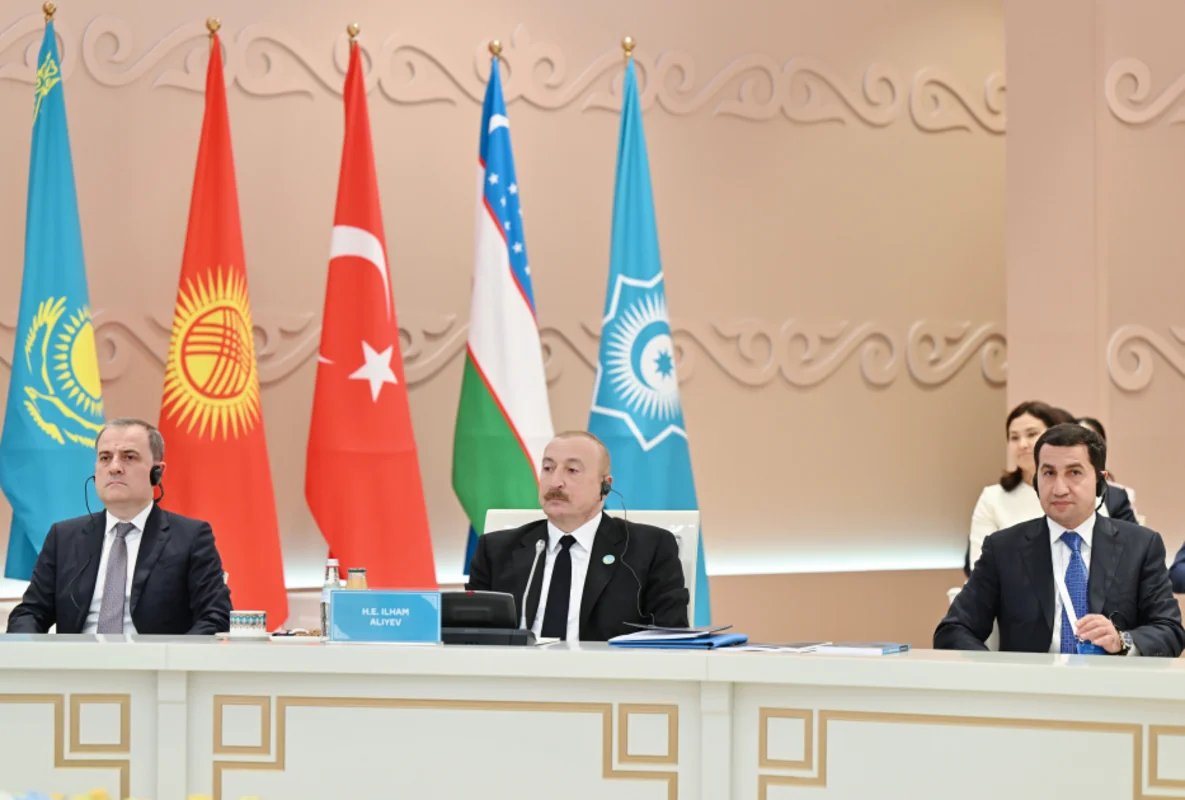 İlham Əliyev Türküstanda TDT-nin qeyri-rəsmi Zirvə görüşündə çıxış edib - FOTO - YENİLƏNİB