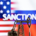 США продлевают послабления для поставок российской нефти