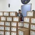 Azərbaycan Kərkükdə 150 ailəyə bayram sovqatı çatdırıb