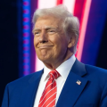 Tramp 2032-ci ilə qədər prezident qalmaq istəyir