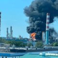 Сильный пожар произошел на НПЗ в Венгрии, использующий российскую нефть
