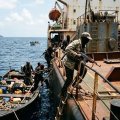 Сомалийские пираты захватили танкер с топливом у побережья Пунтленда