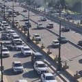 В Баку на 12 улицах и проспектах затруднено движение транспорта