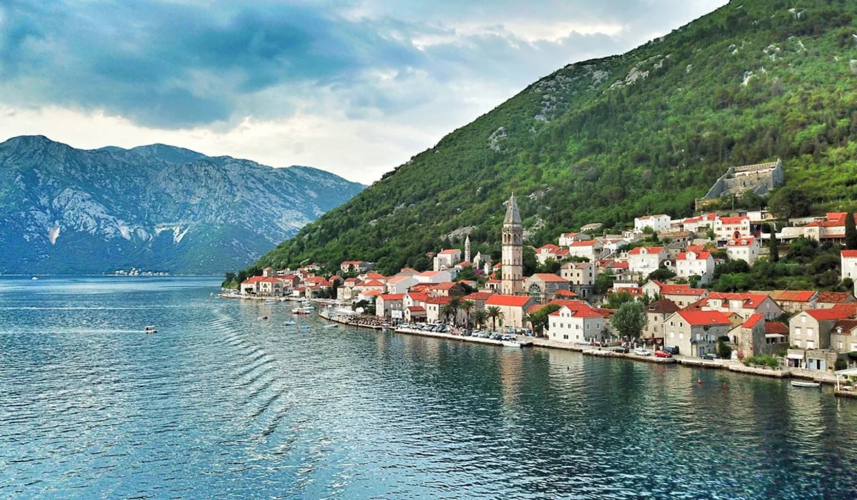 Monteneqroya getmək istəyən azərbaycanlıların NƏZƏRİNƏ: Viza qaydaları AÇIQLANDI
