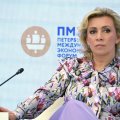Захарова заявила, что армяне должны спасти свою страну