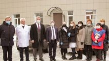 Азербайджанская диаспора передала продукты медикам Мурманска