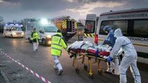Число жертв коронавируса во Франции возросло за сутки на 135