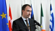 Спецпредставитель ЕС выступил за скорейшее решение ситуации в Карабахе