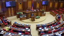 4 günlük Aprel döyüşləri ilə bağlı Ermənistan parlamentinin məruzəsi qalmaqala səbəb oldu...