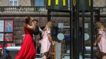 “McDonald's” Ukraynada yenidən faəliyyətini bərpa edə bilər