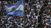 Более 3 млн человек вышли на улицы Буэнос-Айреса для встречи со сборной по футболу