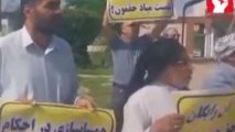 İranda insanlar təqaüdlərini ala bilmirlər - VİDEO