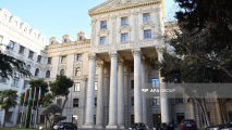 МИД призвал Армению немедленно привлечь к ответственности человека, поджегшего флаг Азербайджана