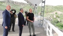 Ильхам Алиев ознакомился со строительными работами, проводимыми в селе Забух Лачынского района - ФОТО