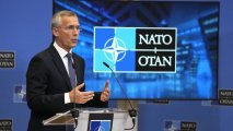 Столтенберг заявил, что в Косово отправлено еще 700 солдат НАТО