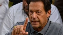 Суд выдал новый ордер на арест экс-премьера Пакистана