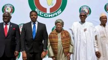 ECOWAS nümayəndə heyəti Nigerin devrilmiş prezidenti ilə görüşüb