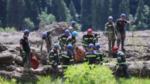 Gürcüstanda torpaq sürüşməsi nəticəsində ölənlərin sayı 29-a çatıb