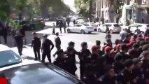 Протесты в Ереване усиливаются: Пашинян покинул здание правительства под охраной полиции - ФОТО/ВИДЕО