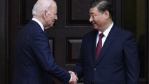 Байден и Си Цзиньпин договорились о восстановлении прямой связи между военными