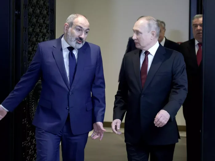 Пашинян хочет обсудить с Путиным проблемы между двумя странами
