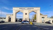 Азербайджанские таможенники предотвратили незаконный ввоз в страну большого количества автозапчастей - ФОТО