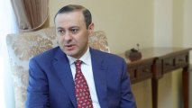 Qriqoryan: Ermənistan Aİ-nin mülki missiyalarında iştirak etmək istəyir